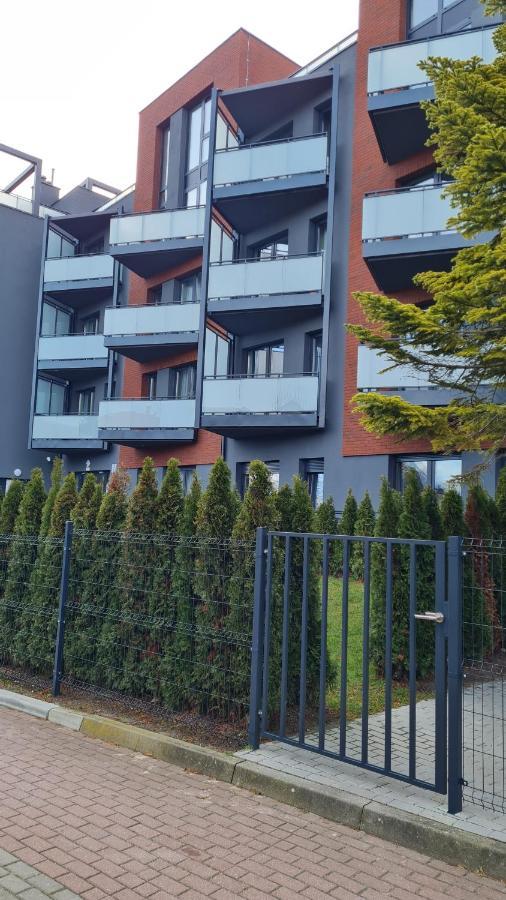 Daira Apartments ウストロニエ・モルスキエ エクステリア 写真