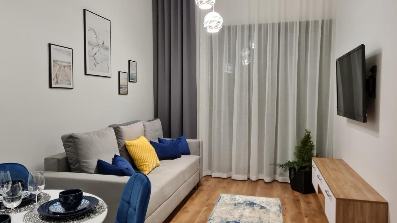 Daira Apartments ウストロニエ・モルスキエ エクステリア 写真