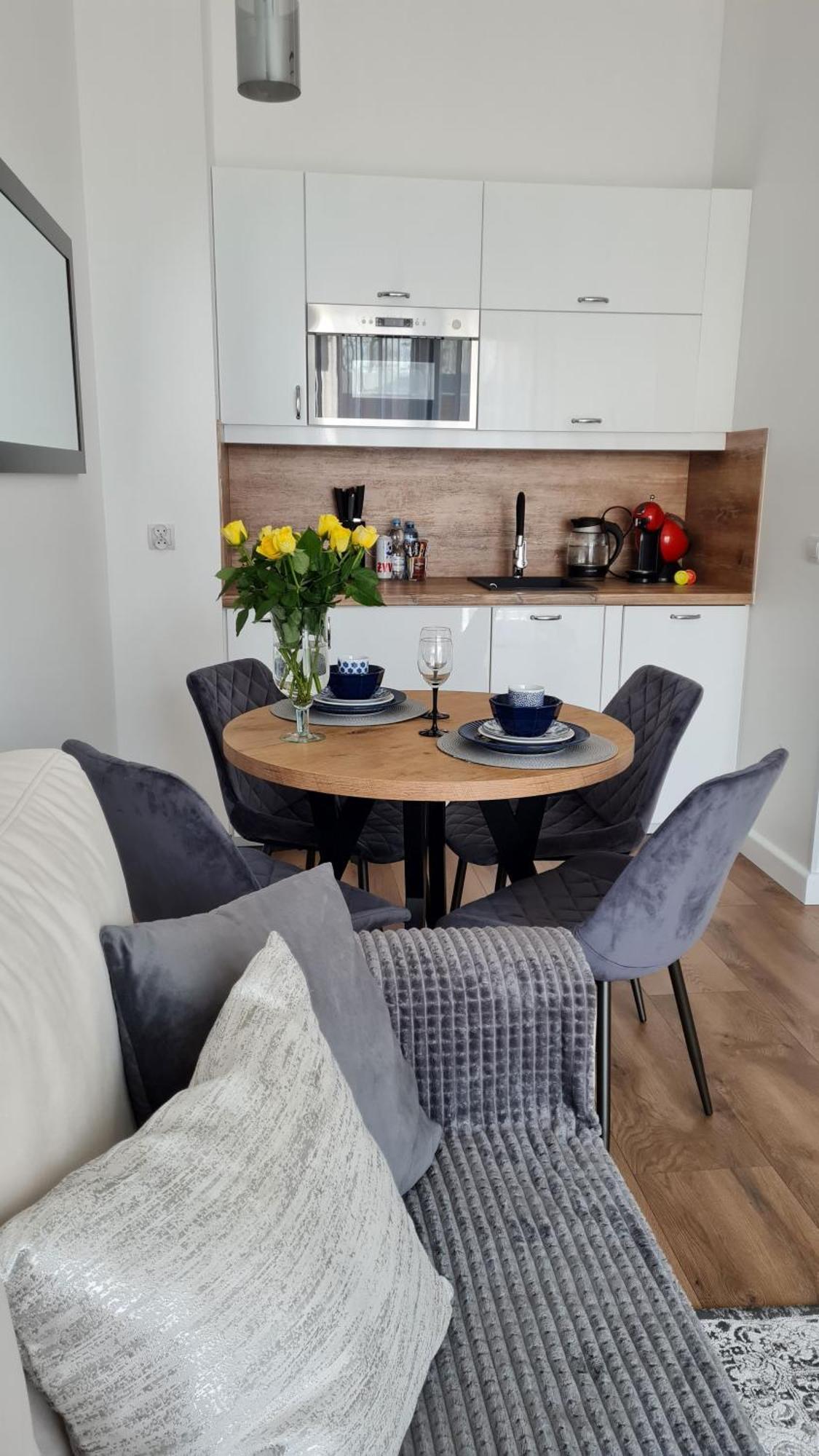 Daira Apartments ウストロニエ・モルスキエ エクステリア 写真